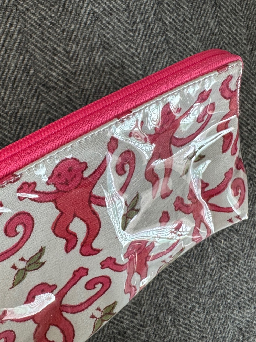 NWOT, ROBERTA ROLLER RABBIT, MAKEUP BAG - Picture 12 of 14